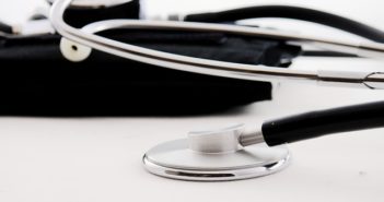 Implanted vascular access device related deep vein thrombosis in oncology patients