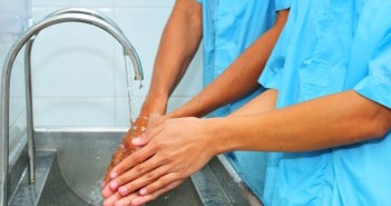 Review of implantable port insertion methods hand hygiene